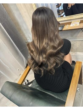 リエコー(RE'ECHO) プラチナ毛質自然なロングスタイル