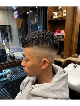 ヒロギンザバーバーショップ 新宿店(HIRO GINZA BARBER SHOP) 濡れパンクロップ