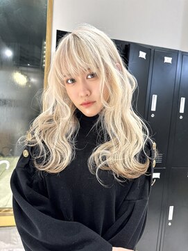 モニカ 栄店(MONIQA) ホワイトブロンド