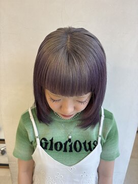 ポート 蕨(PORT) シルバー×ラベンダーのルーツカラー【高岩美季】