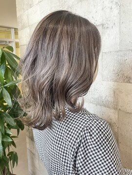 リサ グランシェ(RISA granche) ベージュカラー×ケアブリーチ