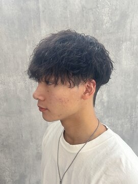 ディーボーイリタ 光の森(D-BOY Lita) ツイストスパイラルパーマ