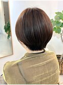 ショートヘア×艶カラー