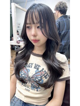 ジーナ 福岡天神(Zina) 《Zina福岡天神》ワンホンロングレイヤーカット