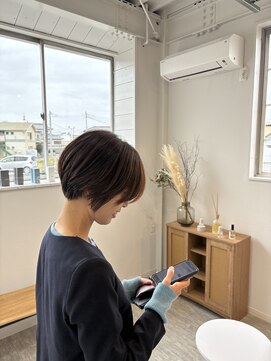 ナンバーフォーナチュラル 戸祭(NO4 natural) 大人ショート/透明感カラー