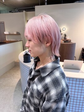 カケ(kake) ペールピンク × レイヤーウルフ