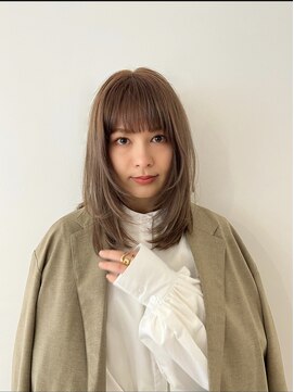 トロワ 高崎(TROIS.) ミディアムレイヤー