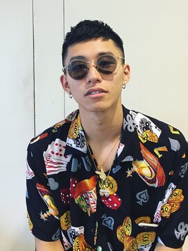 ピエドプールポッシュ(PiED DE POULE POCHE) フェードカット×ライン