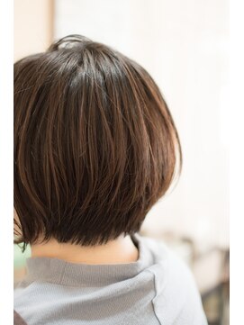 アナザードア(another door) 丸みショートボブ