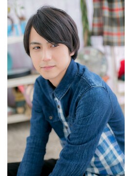 ミック 日暮里店(miq) 黒髪サイドグラデーションの七三マッシュショートc1