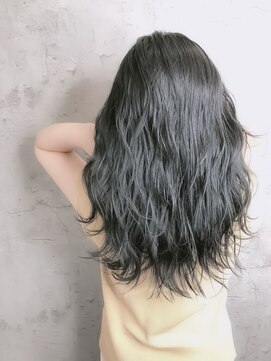 ルーツアイリー 心斎橋(ROOTS IRIE) 20代30代◎大人可愛い☆ディープブルー×ウエットスタイリング