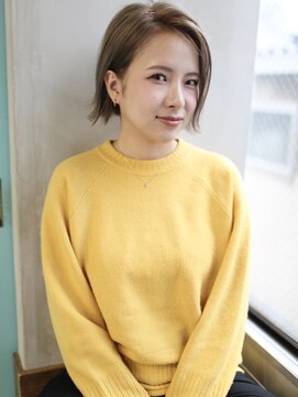 バース(BIRTH) 天神【BIRTH】耳掛け外ハネミニボブ×スモーキーグレージュ 4