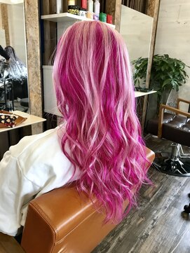 リリー シブヤ(Lilly shibuya) 【Lilly渋谷】#派手髪 #カラーバター #ハイライト