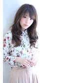 ネイビーカラーの大人かわいいブランジュ小顔くびれセミディ