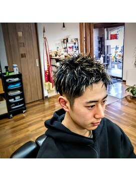 タウラアルチザンヘアー ツーブロック×メッシュ×ショート