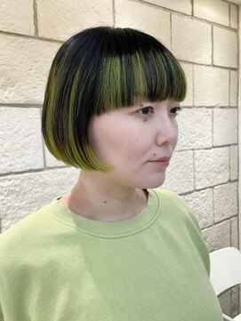 レンジシキチジョウジ (RENJISHI KICHIJOJI) ワイドバングのネオンライムボブ【RENJISHI 宮本】