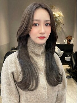 ロンド レア 天神大名店(Lond Le’a) ミルクティーベージュダブルカラーインナーカラーケアブリーチ