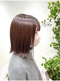 切りっぱなしボブ+レッドブラウンカラー