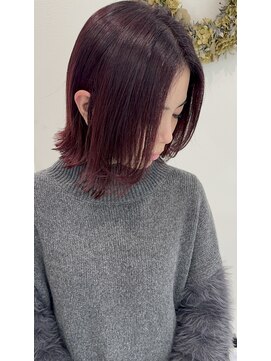ルヴェール 茜部店(Le Vert) ベリーピンクの切りっぱなしボブ☆