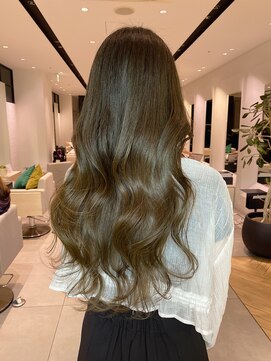 ステア ケース(stair case) オリーブベージュインナーカラー髪質改善トリートメント