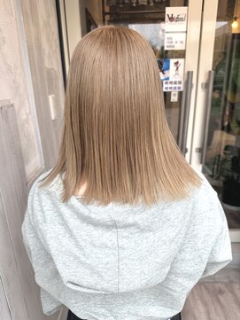 カカフロントオブザミラー(KaKa front of the mirror) ミルクティーベージュ