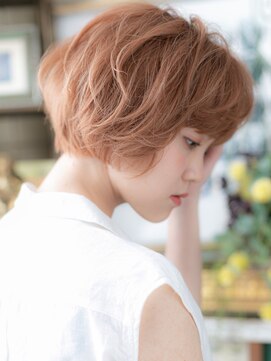 カバーヘア ブリス 志木南口駅前店(COVER HAIR bliss) ■ホワイトピンクくせ毛ショートマッシュ301志木10代20代30代