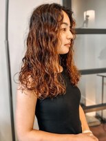 ヴヴ(Bub)&nbsp;perm style/ベージュカラー　ロングヘア　パーマ