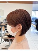 耳掛けショートボブ