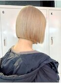 ボブ/ミルクティーベージュカラー/ブリーチ/ダブルカラー/原宿