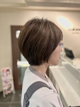 バランスセントラル(balance CENTRAL) 丸みショートボブ