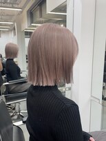 ビューズ(VIEWS)&nbsp;ニュアンスカラー/ピンクホワイトベージュ/ぱつっとボブ[表参道]