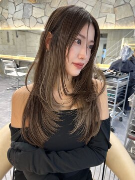 サイン 表参道(SIGN) 韓国ヘアーハッシュカットレイヤーカットグレージュブリーチ無し