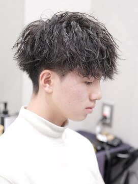 スラッシュ(SLASH) 波巻きパーマ/スパイラルパーマ/ツイストスパイラル/姫路