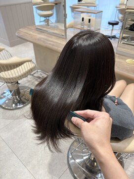 ジーナ 渋谷本店(Zina) ★上品×深みカラー ダークココアブラウン【芳賀健吾】