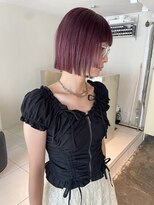 スゴス(sugosu)&nbsp;切りっぱなしボブ　顔まわりデザイン　pink color