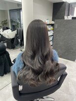 アルドーレフィエロ シンサイバシ(Ardore fiero shinsaibashi)&nbsp;グレージュ/ブリーチなし【小山田繭】20代30代40代