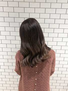 ノエル(noele) ココアベージュ×ワンレンロング