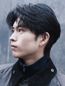 レタッチバイフィフス(RETOUCH by fifth) 原宿フェザーパーマ毛流れセンターパート大人色気ビジネスヘア