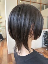 コナ(CONA)&nbsp;学生さんカッコ可愛いウルフカット