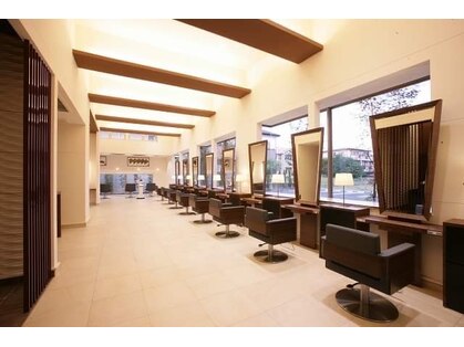 グランドウシワカマル(GRAND ushiwakamaru)の写真