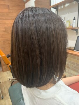 モーヴ(Mauve) レイヤードボブ＋グレージュ