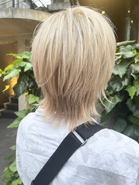 アクト(ACT) ウルフカット&ホワイトベージュ