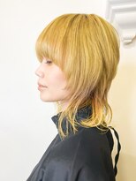 オブヘアーギンザ(Of HAIR GINZA) イエローグラデーションカラー×デザインウルフカット