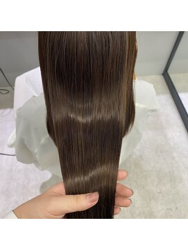 リジー(Litzy) 艶サラTOKIOハイパートリートメント【三國麗奈】