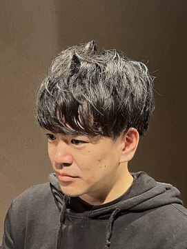 ビーダンディー(Bee dandy) ビジネスナチュラル 束感マッシュショート ツーブロック