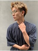 アップバング×ハイトーンショート