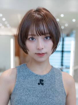 イオ 本厚木(io) ショートボブハッシュカットレイヤーフルバング小顔似合わせ