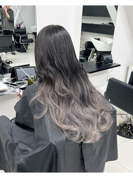 アライブ キチジョウジ(ALIVE Kichijoji) 【ALIVE吉祥寺】シルバーグレーグラデーションカラー