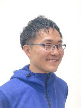 黄ぐまくん美容室 メンズ　ツーブロック