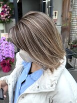 トゥイン 八王子(TWIN)&nbsp;海外風ハイライトカラー/ミディアムヘア/八王子駅